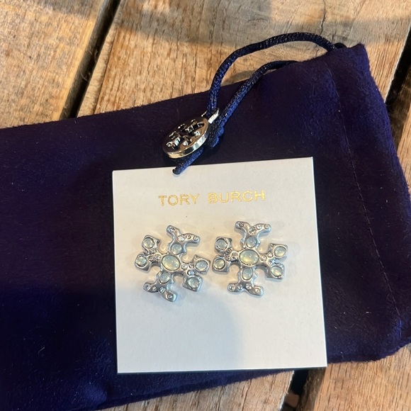 NW dust bag Tory Burch earrings - Picture 2 of 2